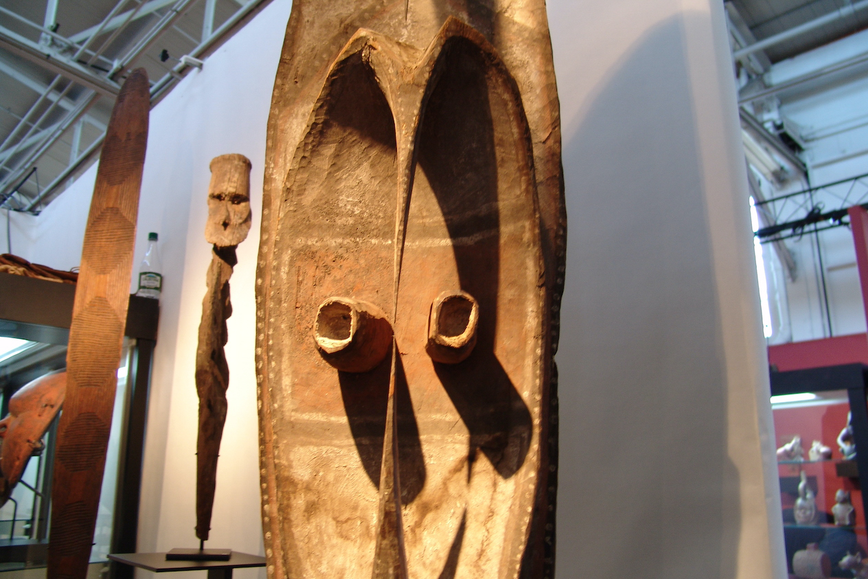 3-PAST-EXHIBITIONS-San-Francisco-Tribal-Art-Show-2005