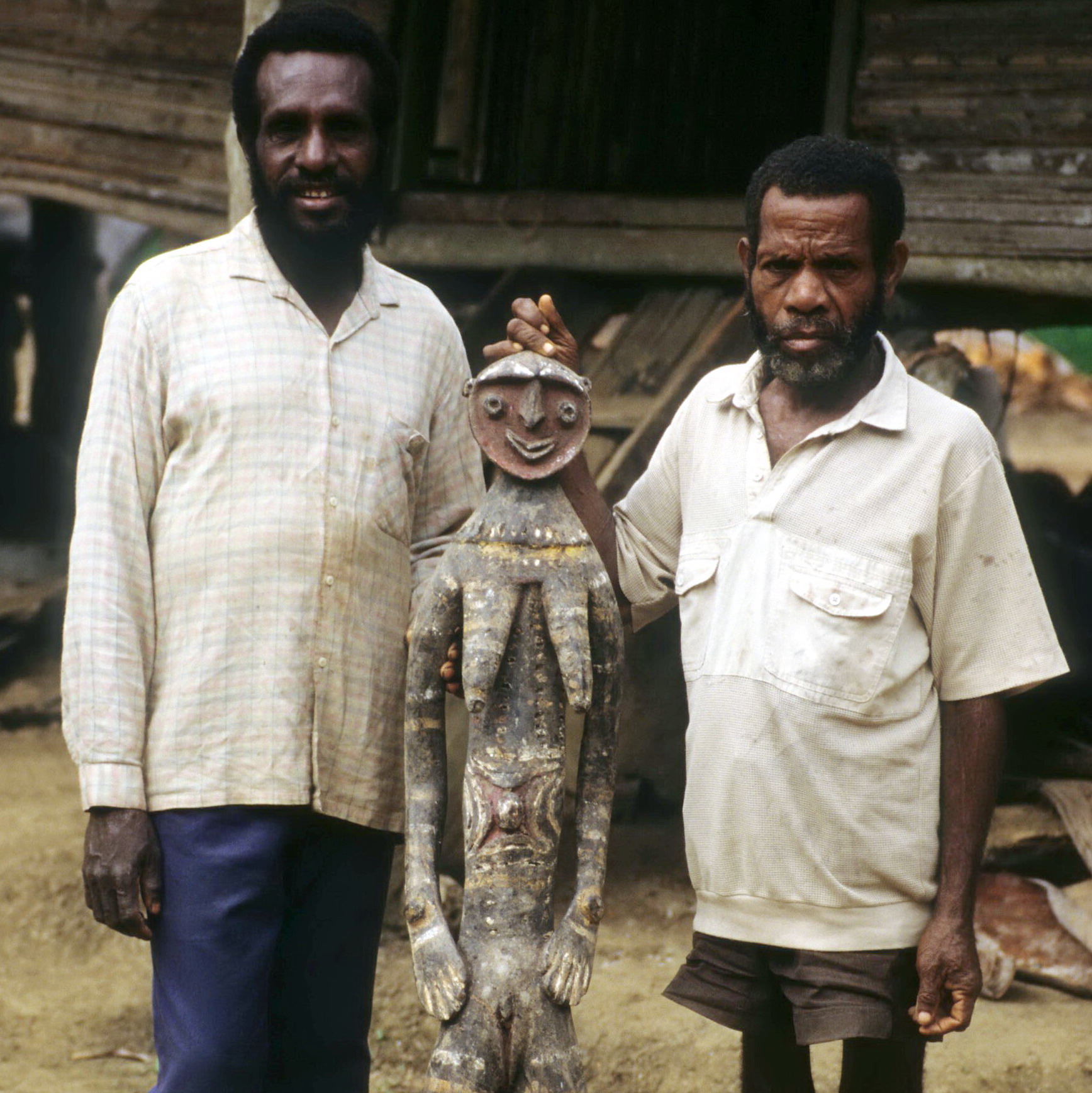 Nukuma Nogwi Figure, New Guinea Art, Oceanic Art, Tribal Art, Washkuk, Michael Hamson