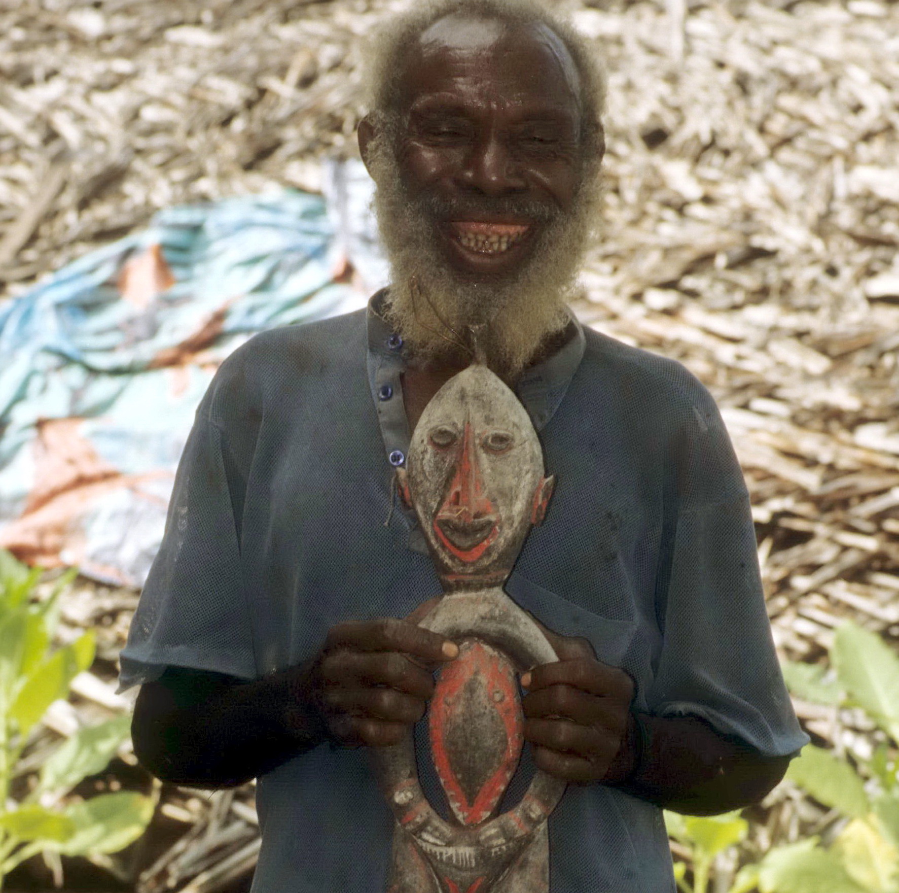 Yangoru Boiken Man with Ancestral Spirit Carving, New Guinea Art, Oceanic Art, South Pacific Art, Tribal Art